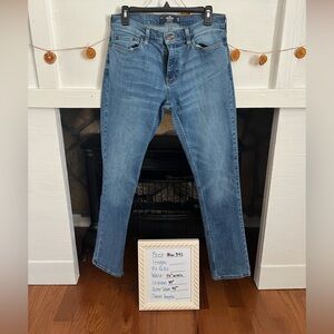 Hollister men’s slim straight jeans